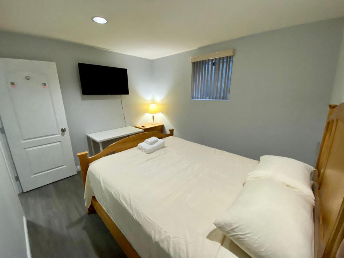 Anne'S Bnb Surrey Esterno foto