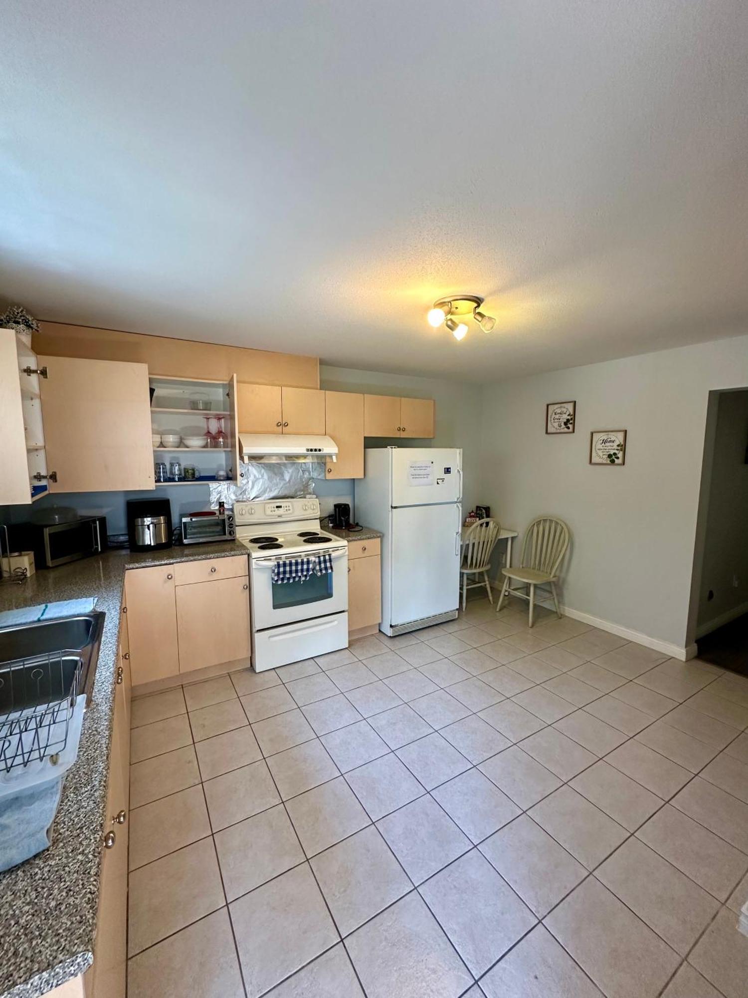 Anne'S Bnb Surrey Esterno foto